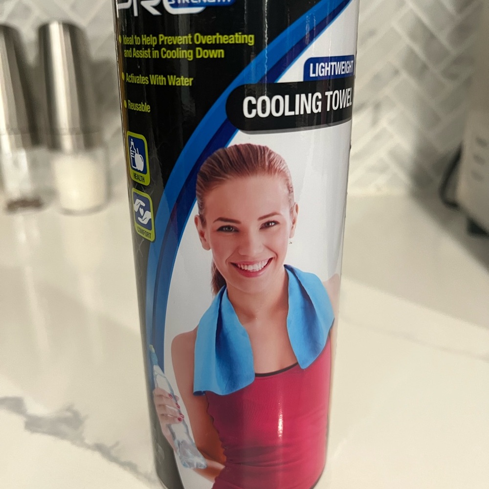 Ligh weight cooling towel ideal to help prevent overheating